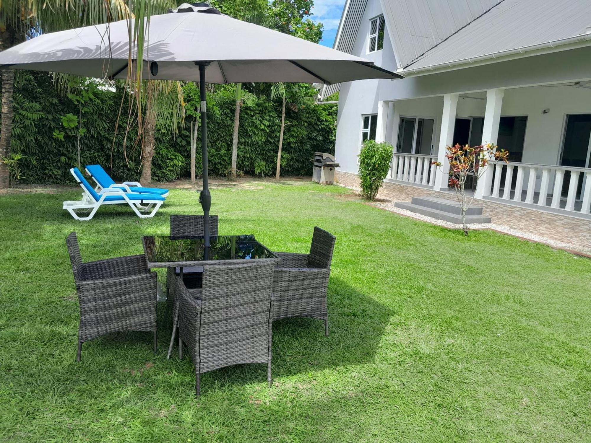 Island Charm Of Praslin Vila Victoria Exterior foto