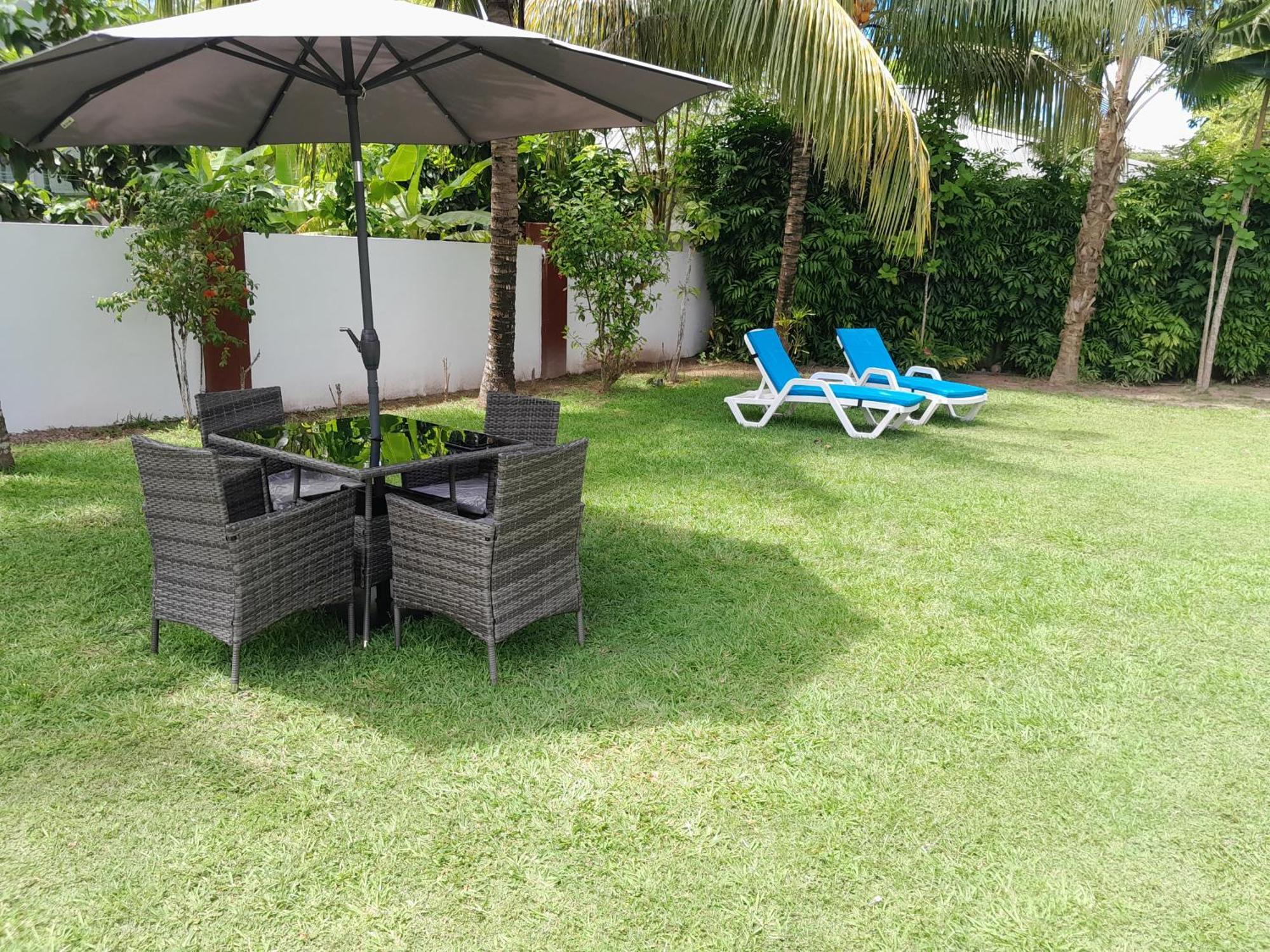 Island Charm Of Praslin Vila Victoria Exterior foto